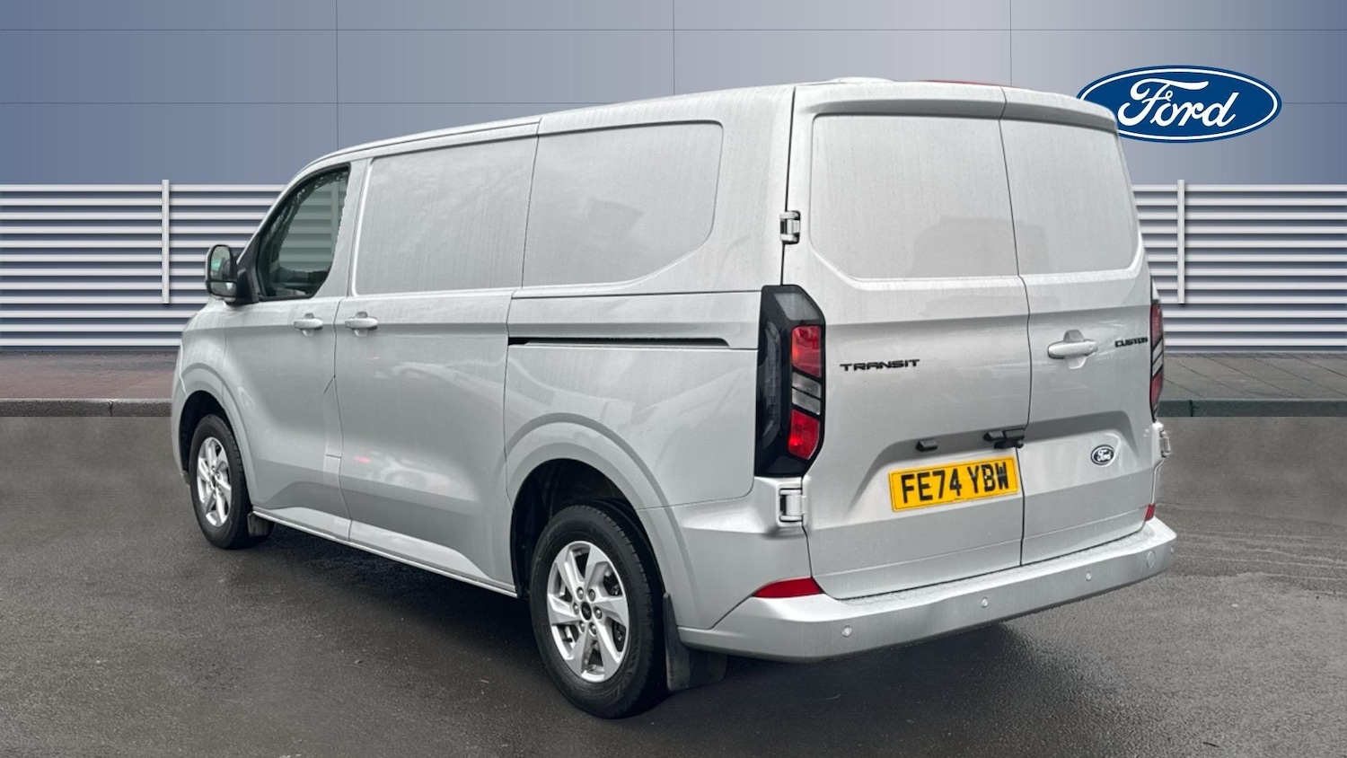 Used Ford Transit Custom 2024 for sale - 77715212: Photo 2