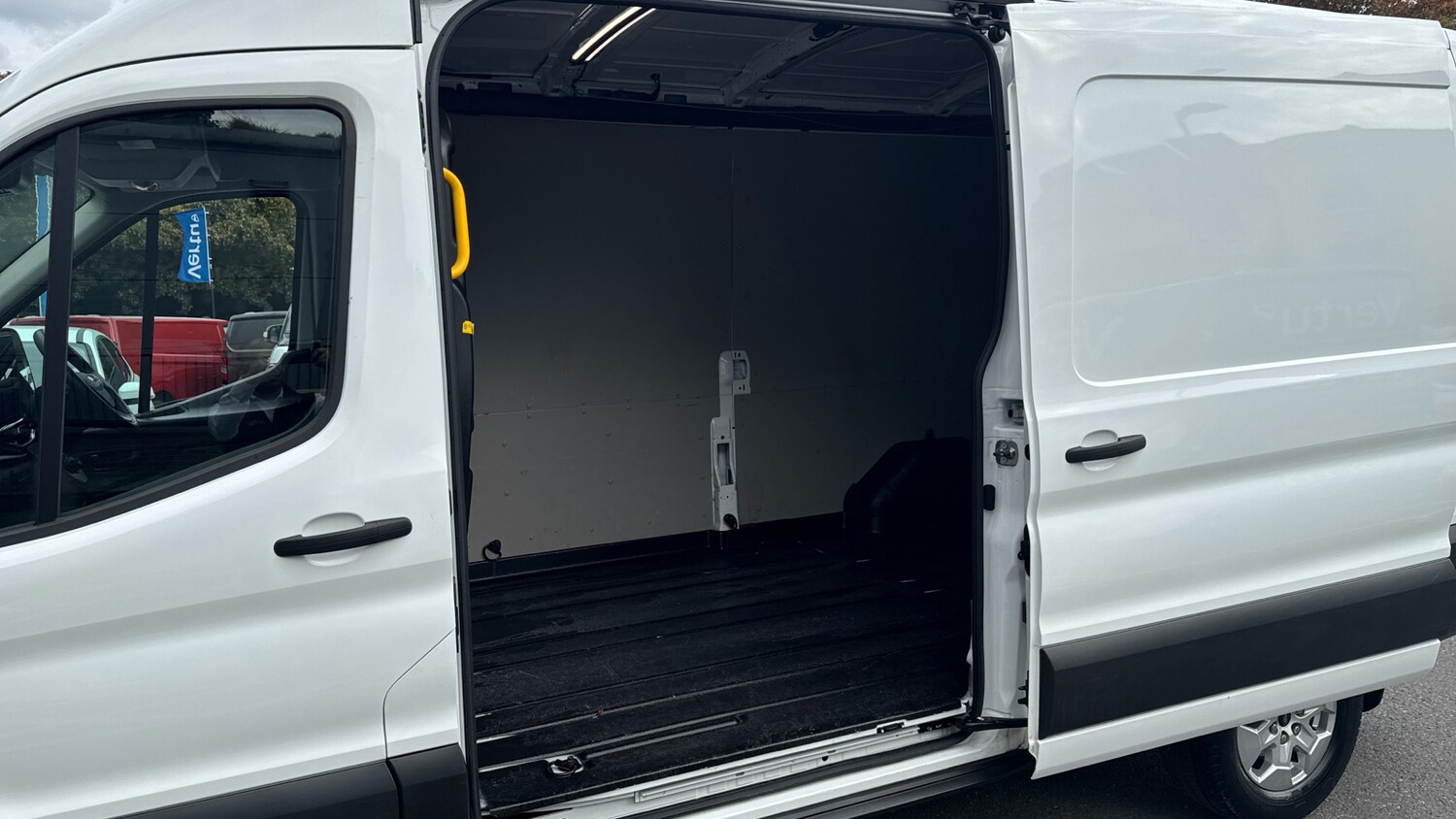 Used Ford Transit 2024 for sale - 76161860: Photo 5