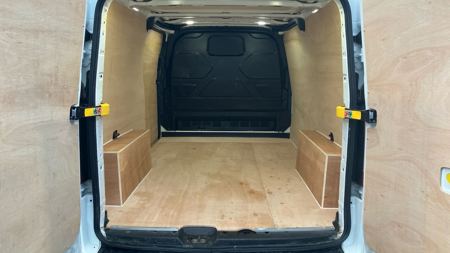 Used Ford Transit Custom 2020 for sale - 77310442: Photo 12