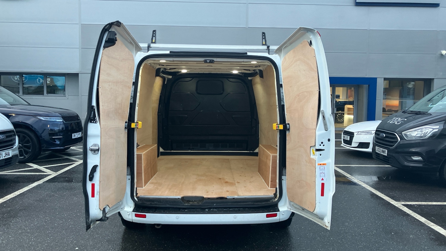 Used Ford Transit Custom 2020 for sale - 77310442: Photo 3