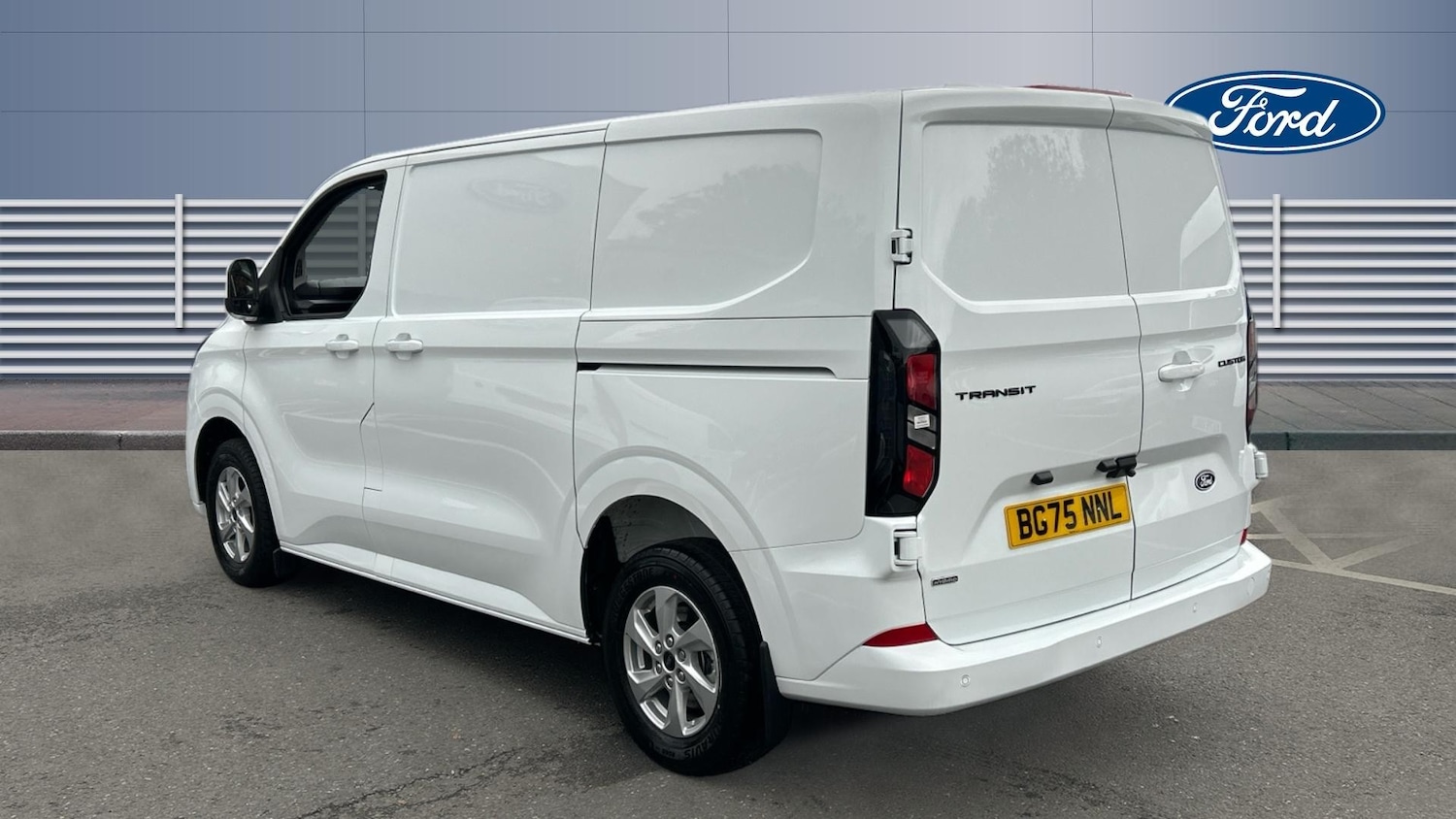 Used Ford Transit Custom 2025 for sale - 76262782: Photo 2