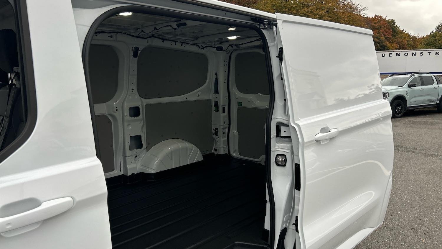 Used Ford Transit Custom 2025 for sale - 76262782: Photo 5