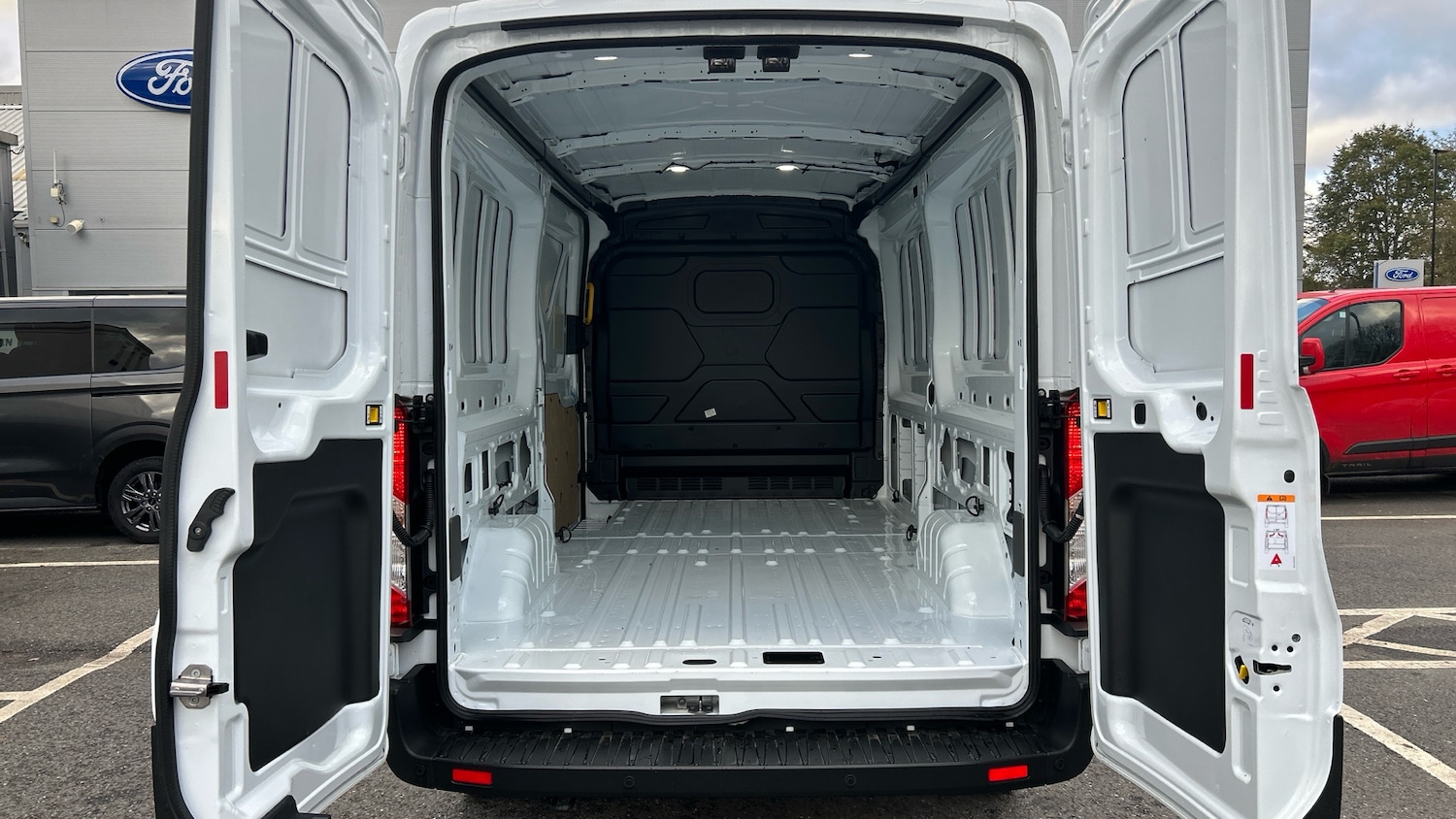 Used Ford Transit 2025 for sale - 76625092: Photo 12