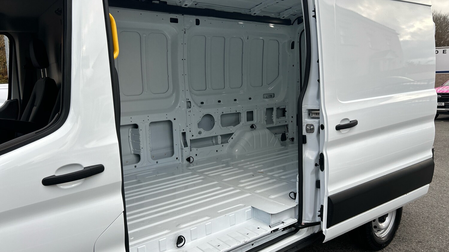 Used Ford Transit 2025 for sale - 76625092: Photo 5