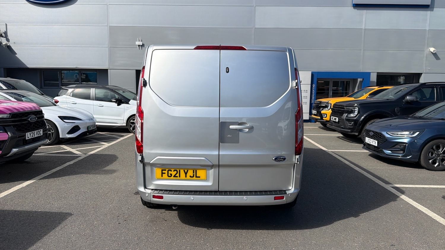 Used Ford Transit Custom 2021 for sale - 78038531: Photo 11