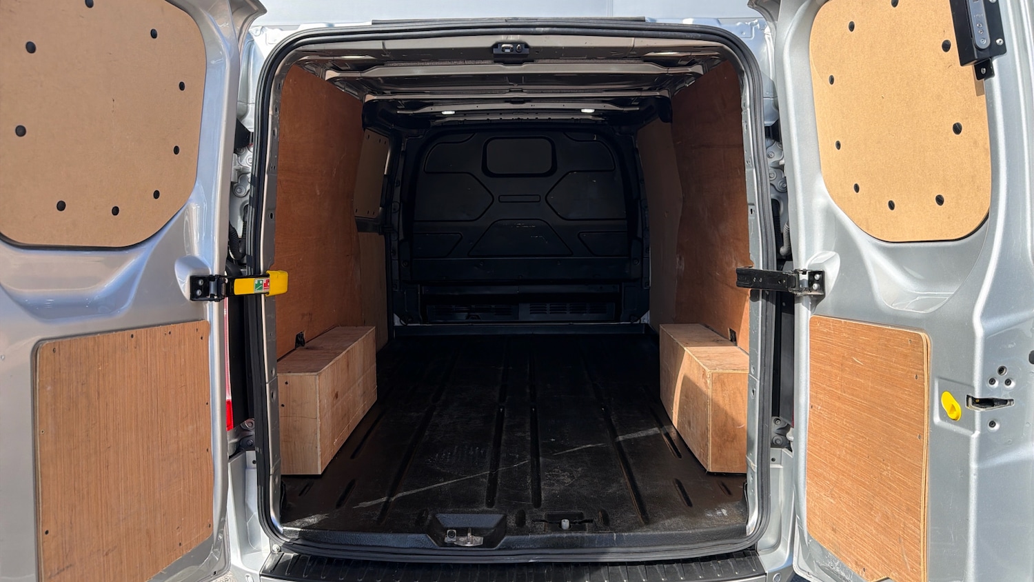 Used Ford Transit Custom 2021 for sale - 78038531: Photo 12