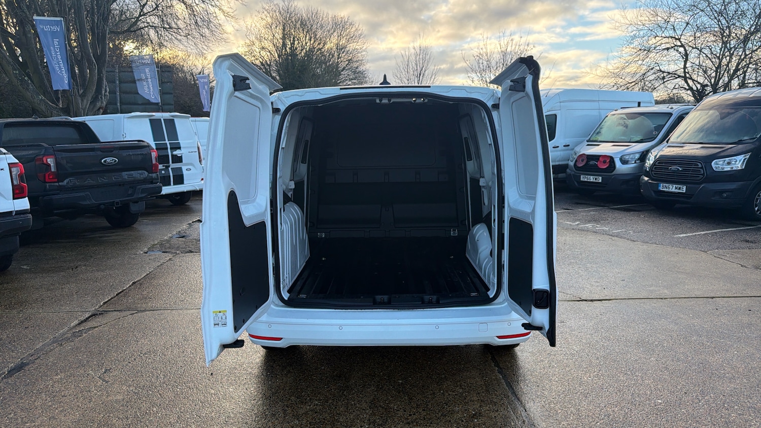 Used Ford Transit Connect 2025 for sale - 77220721: Photo 3