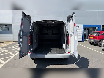 Used Ford Transit Custom 2025 for sale - 78408729: Photo