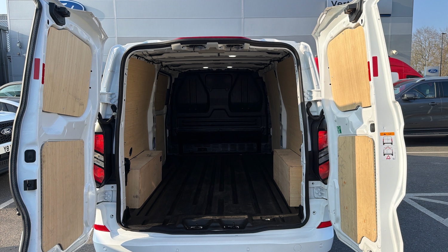 Used Ford Transit Custom 2024 for sale - 77759153: Photo 12