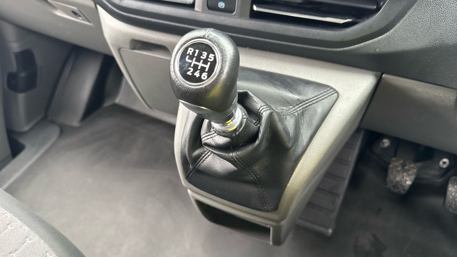 Used Ford Transit Custom 2024 for sale - 77543505: Photo 34