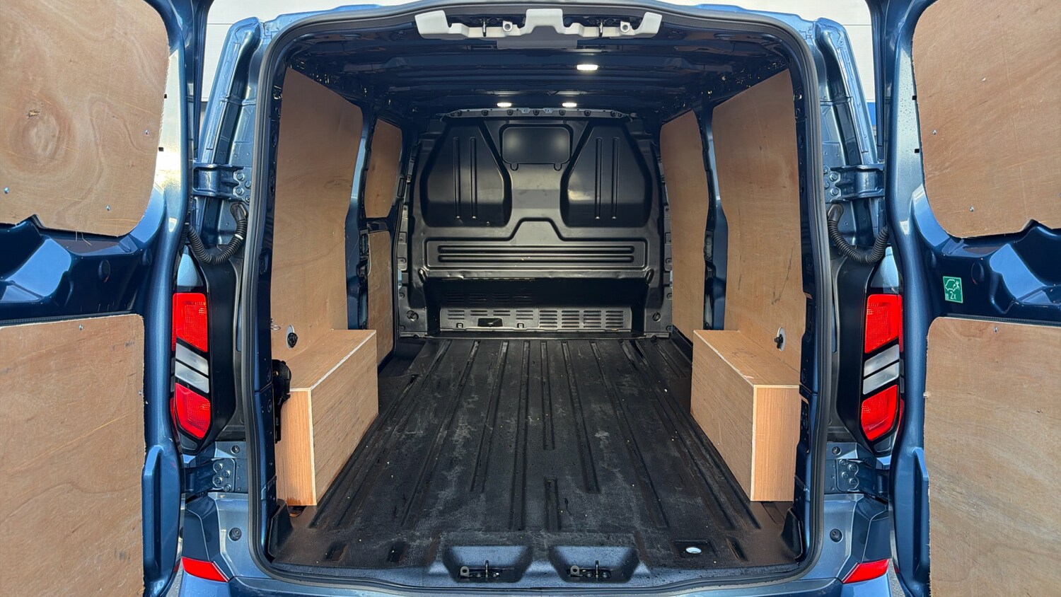 Used Ford Transit Custom 2025 for sale - 76905937: Photo 12