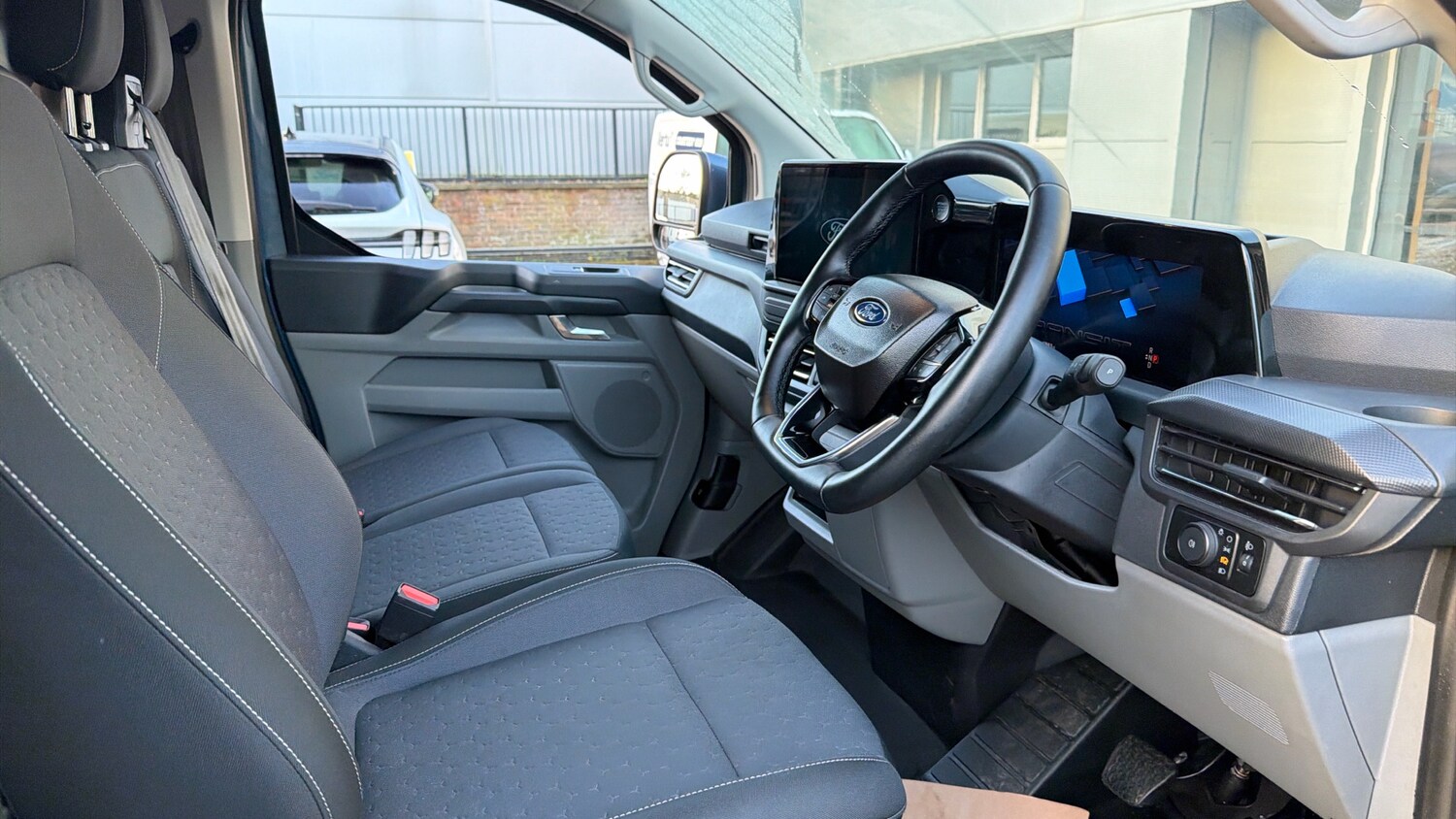 Used Ford Transit Custom 2025 for sale - 76905937: Photo 6