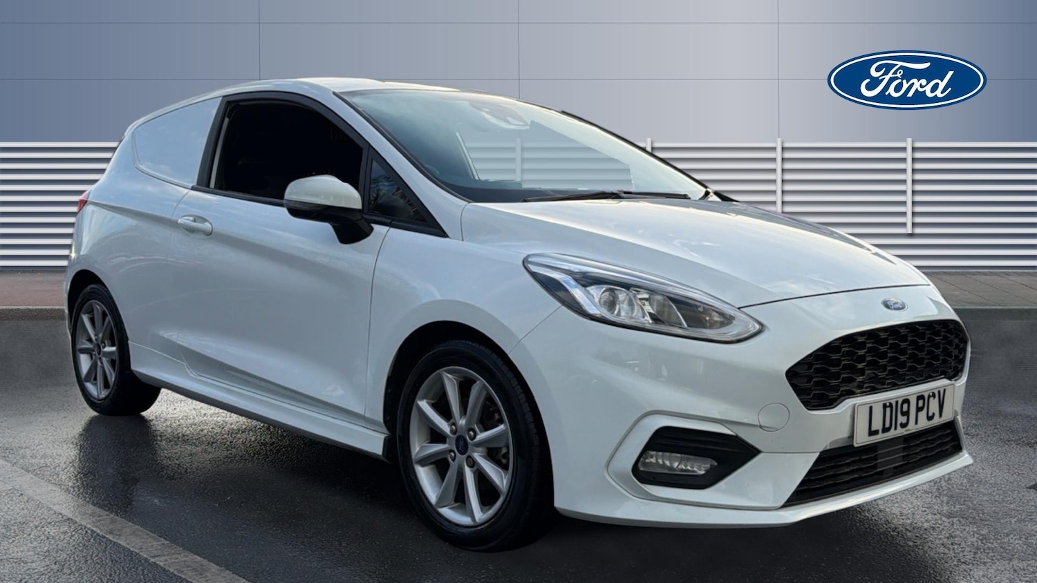 Used Ford Fiesta 2019 for sale - 77135669: Photo 1