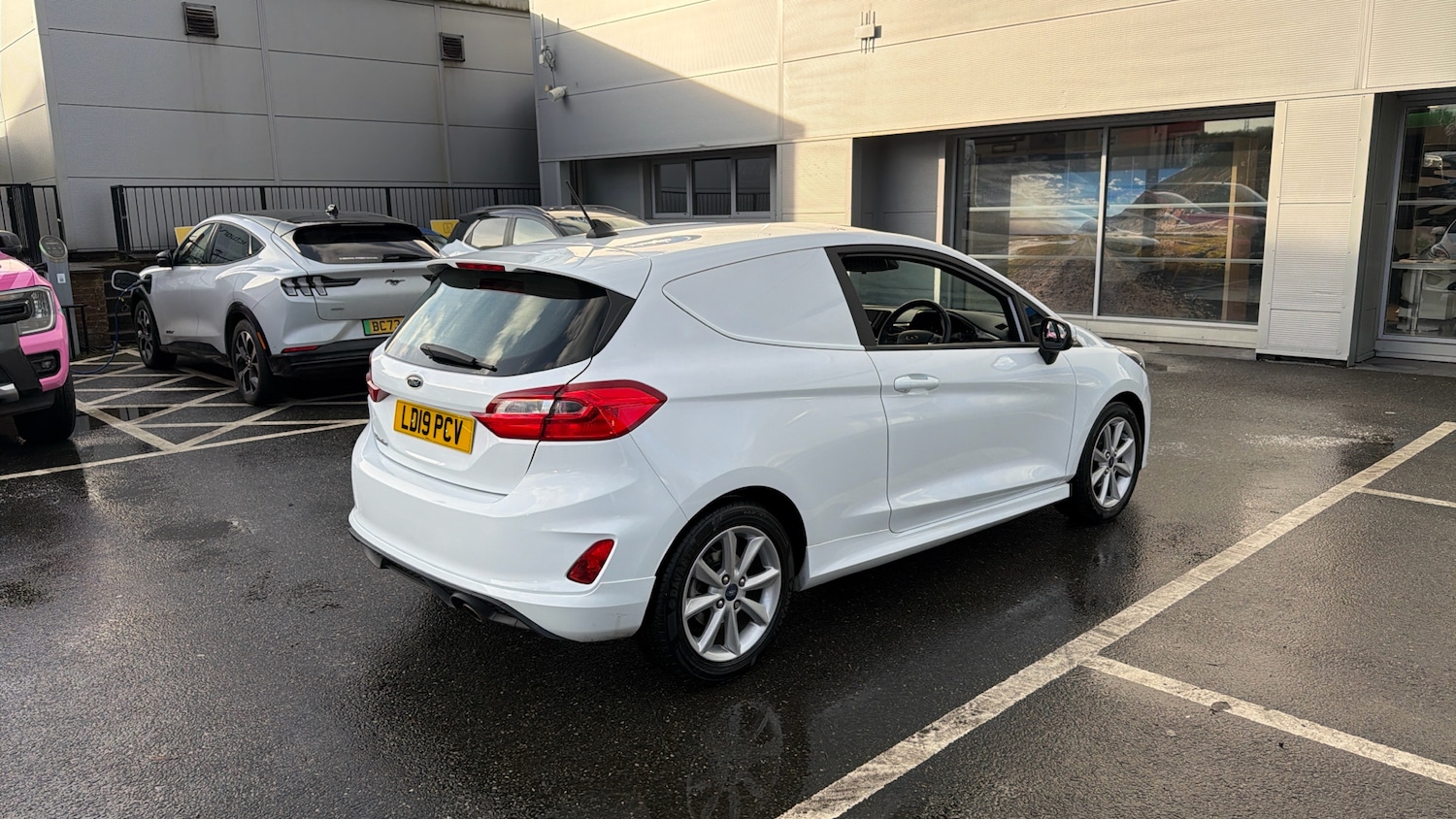 Used Ford Fiesta 2019 for sale - 77135669: Photo 10