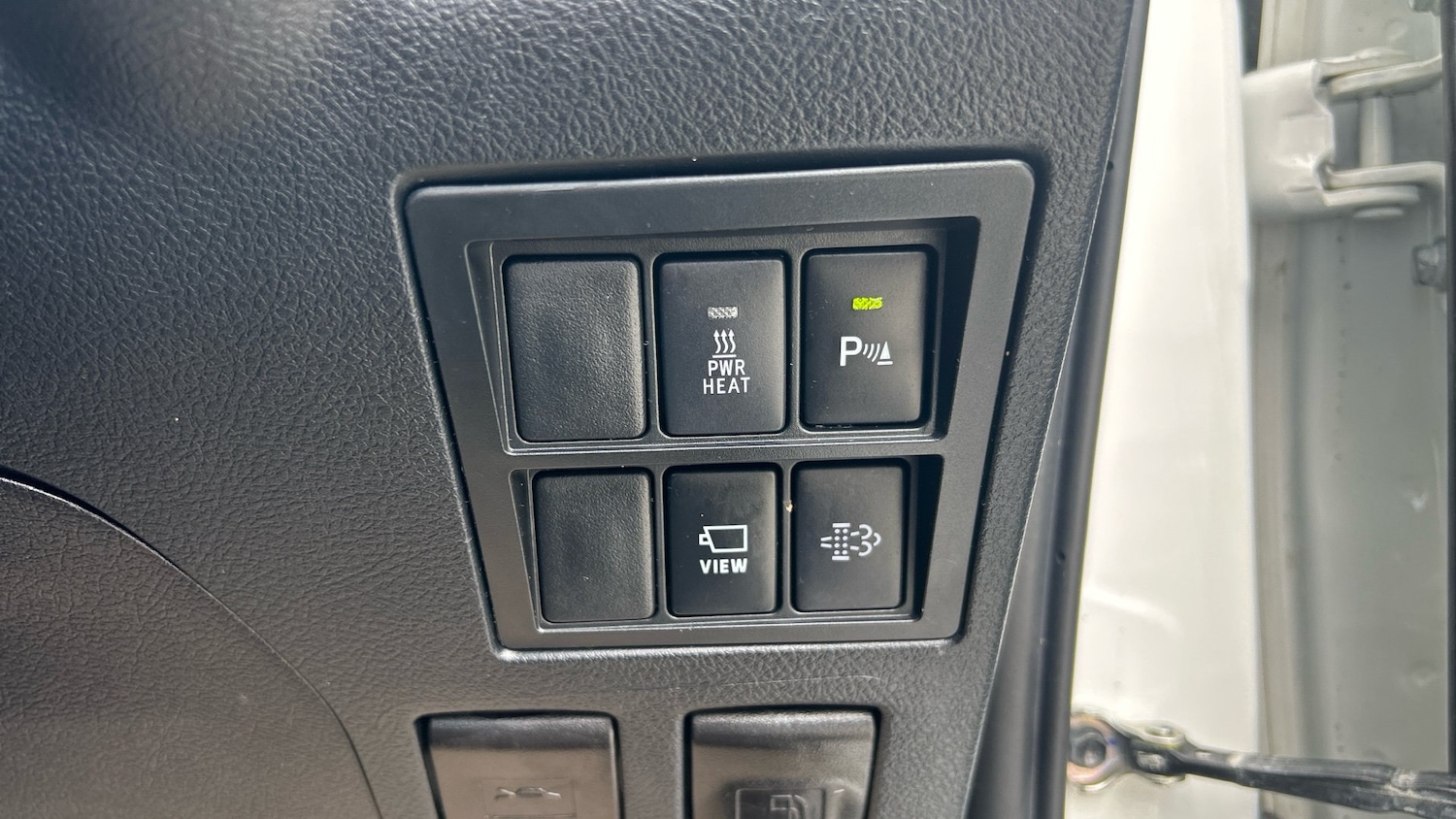 Vehicle 33