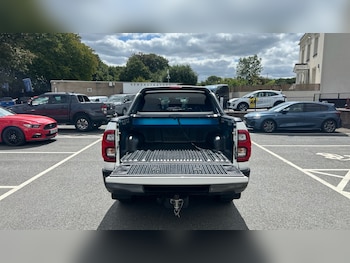 Used Toyota Hilux 2024 for sale - 75541759: Photo