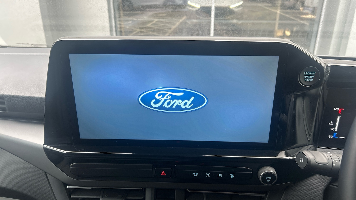 Used Ford Tourneo Custom 2024 for sale - 76517535: Photo 15