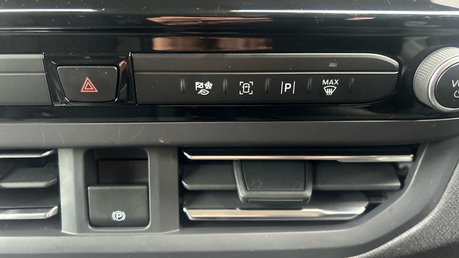 Used Ford Tourneo Custom 2024 for sale - 76517535: Photo 37