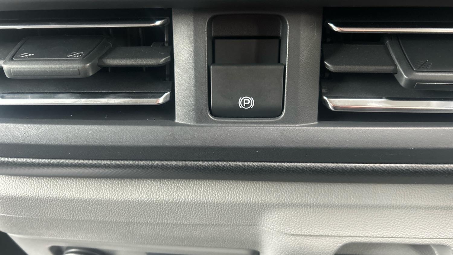 Used Ford Tourneo Custom 2024 for sale - 76517535: Photo 39