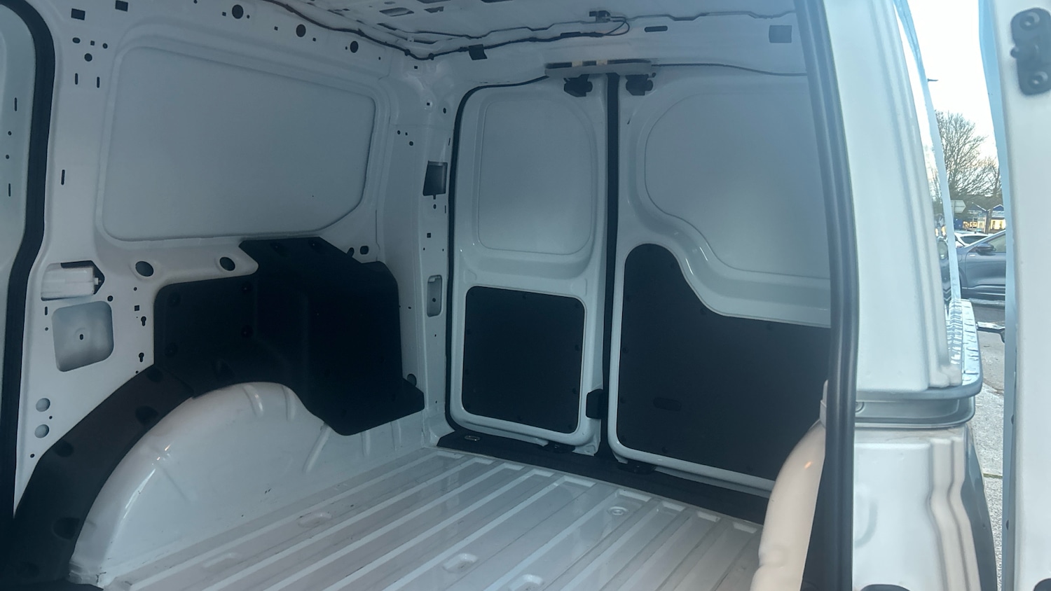 Used Ford Transit Connect 2025 for sale - 77687933: Photo 14