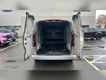 Used Ford Transit Custom 2024 for sale - 76853576: Photo