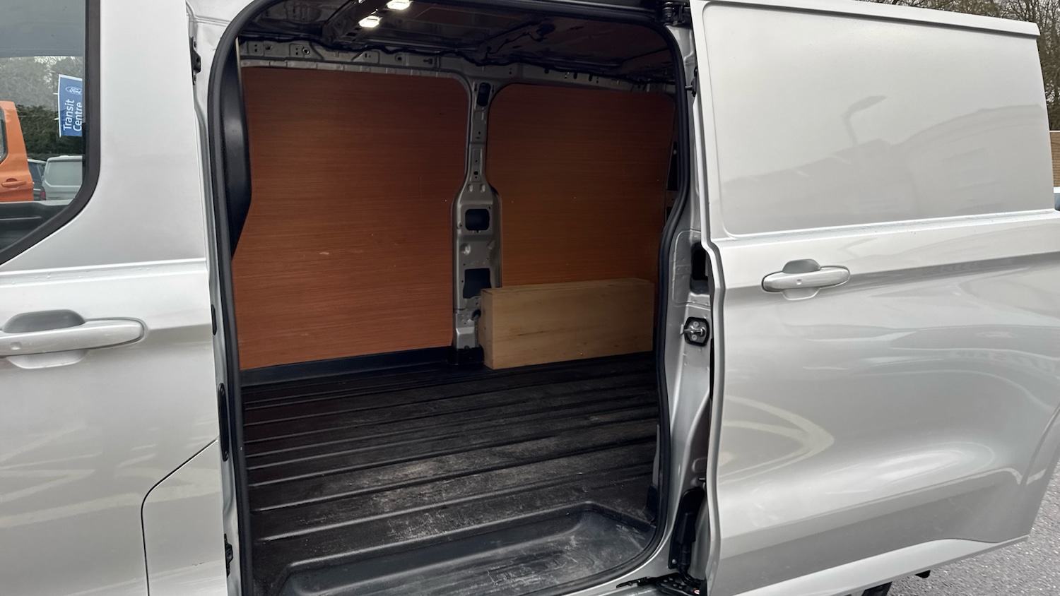 Used Ford Transit Custom 2025 for sale - 77159761: Photo 5