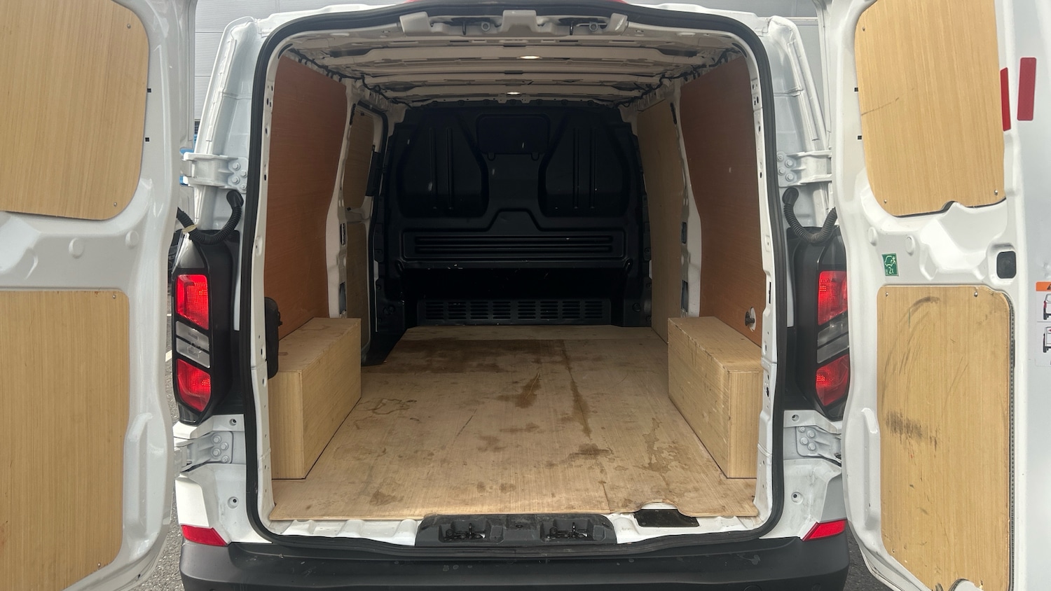 Used Ford Transit Custom 2024 for sale - 76035860: Photo 12