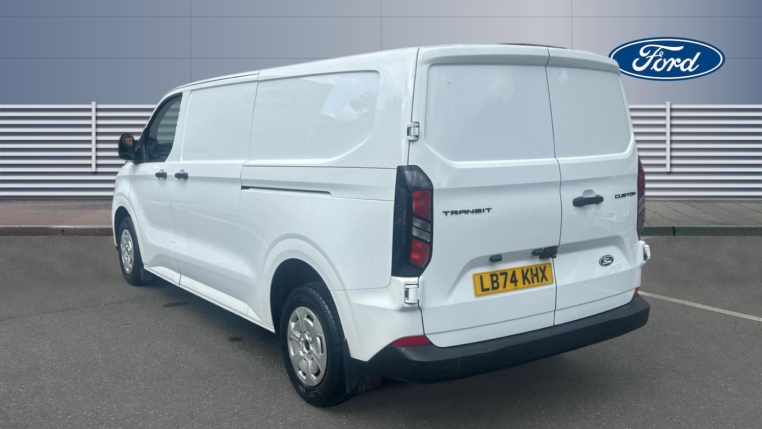 Used Ford Transit Custom 2024 for sale - 76035860: Photo 2
