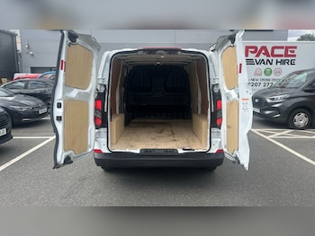 Used Ford Transit Custom 2024 for sale - 76035860: Photo 3