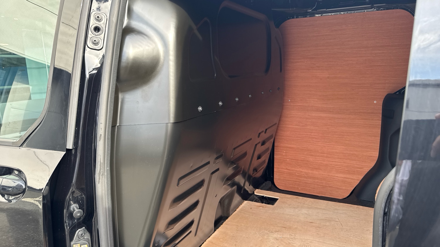 Used Ford Transit Courier 2024 for sale - 76504375: Photo 18