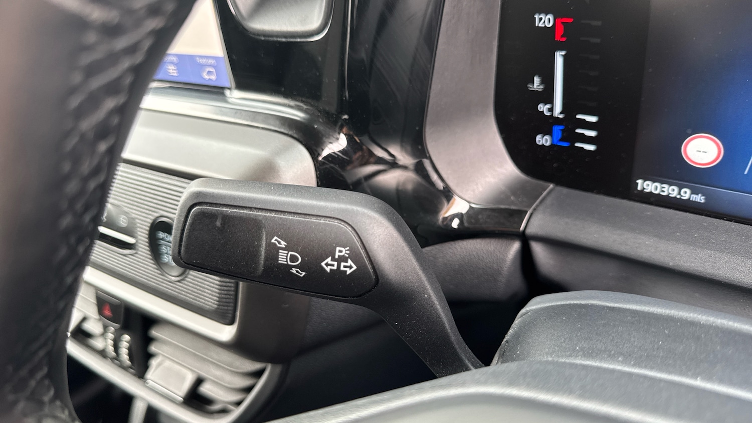 Used Ford Transit Courier 2024 for sale - 76504375: Photo 24