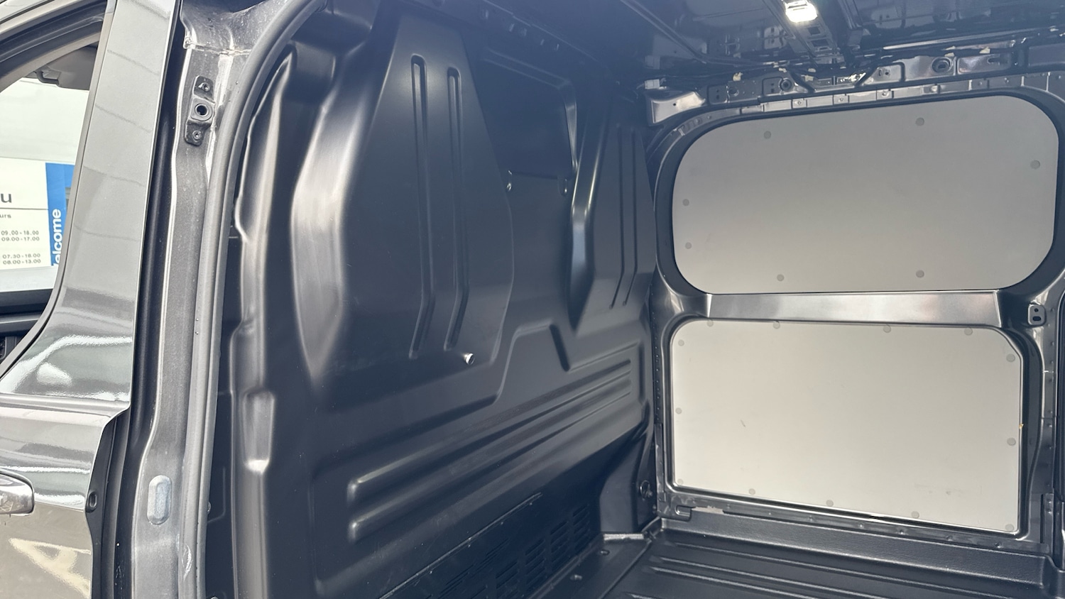 Used Ford Transit Custom 2024 for sale - 77601919: Photo 18