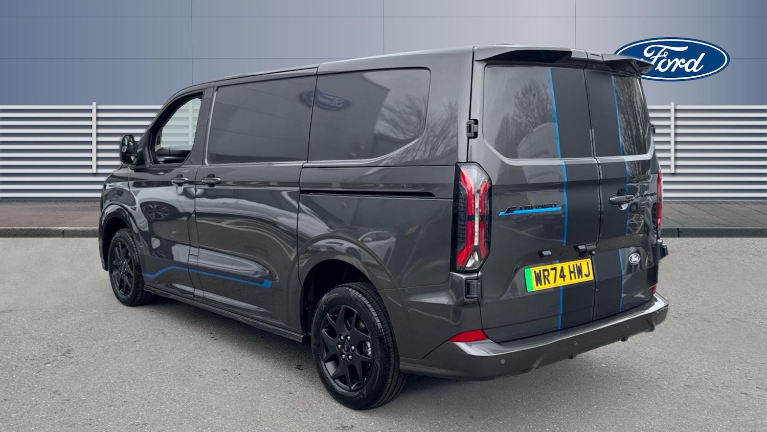 Used Ford Transit Custom 2024 for sale - 77601919: Photo 2