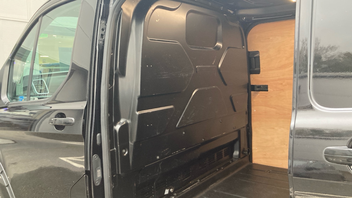 Used Ford Transit Custom 2023 for sale - 76507229: Photo 18