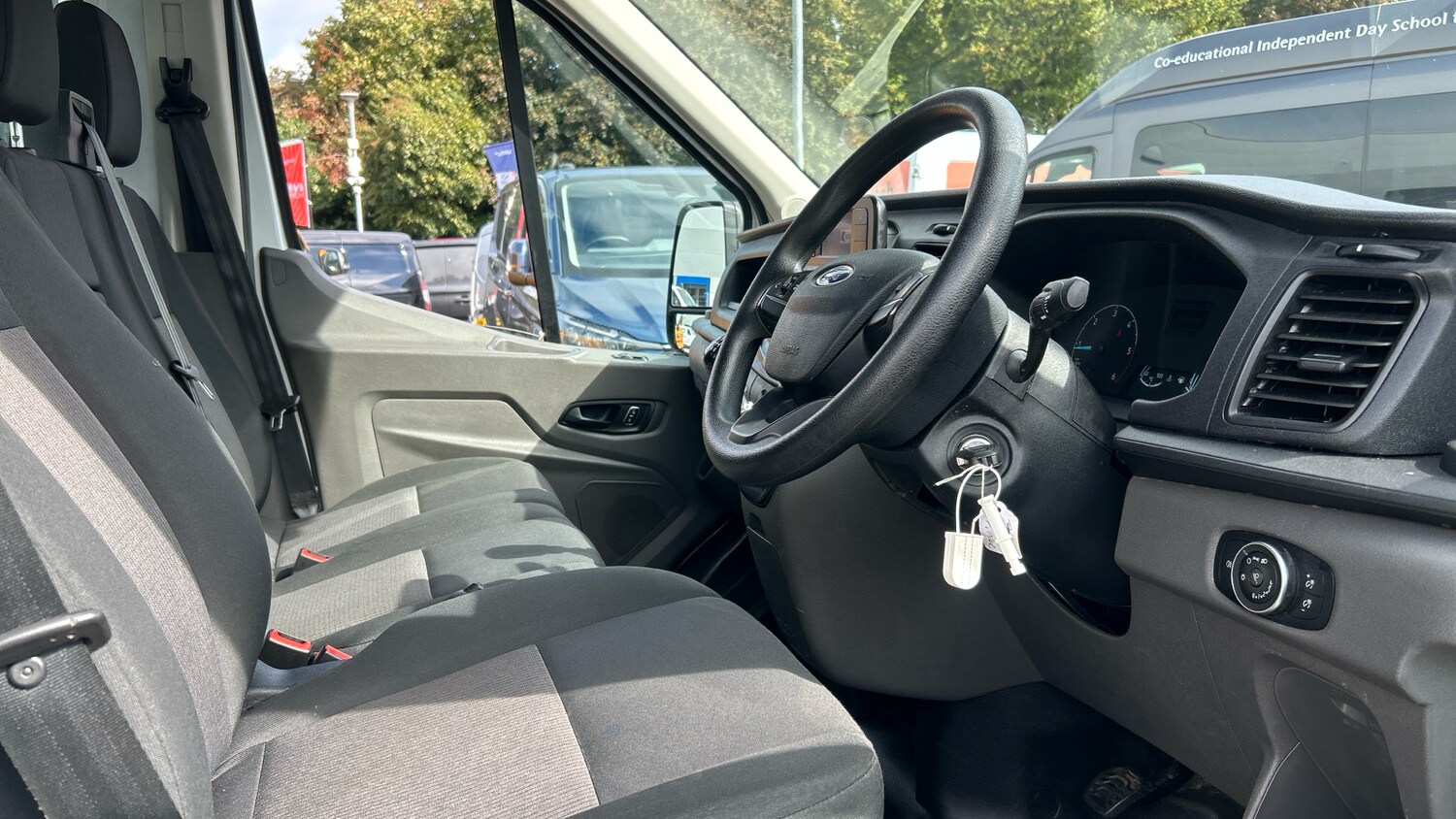 Used Ford Transit 2023 for sale - 76384927: Photo 6