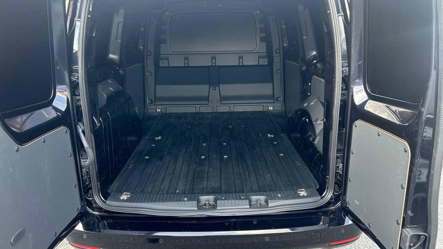 Used Ford Transit Connect 2025 for sale - 76530890: Photo 12