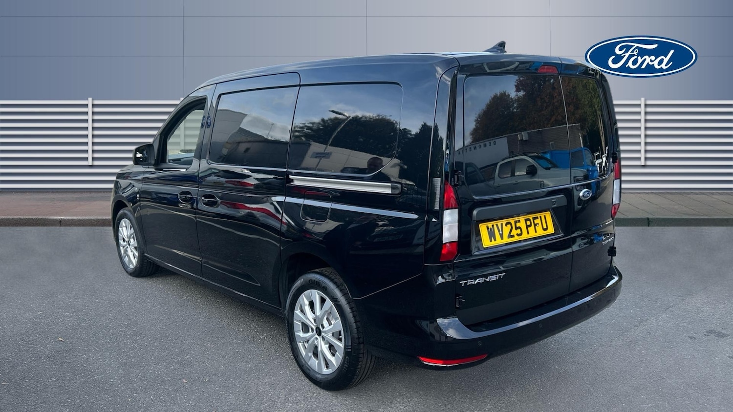 Used Ford Transit Connect 2025 for sale - 76530890: Photo 2