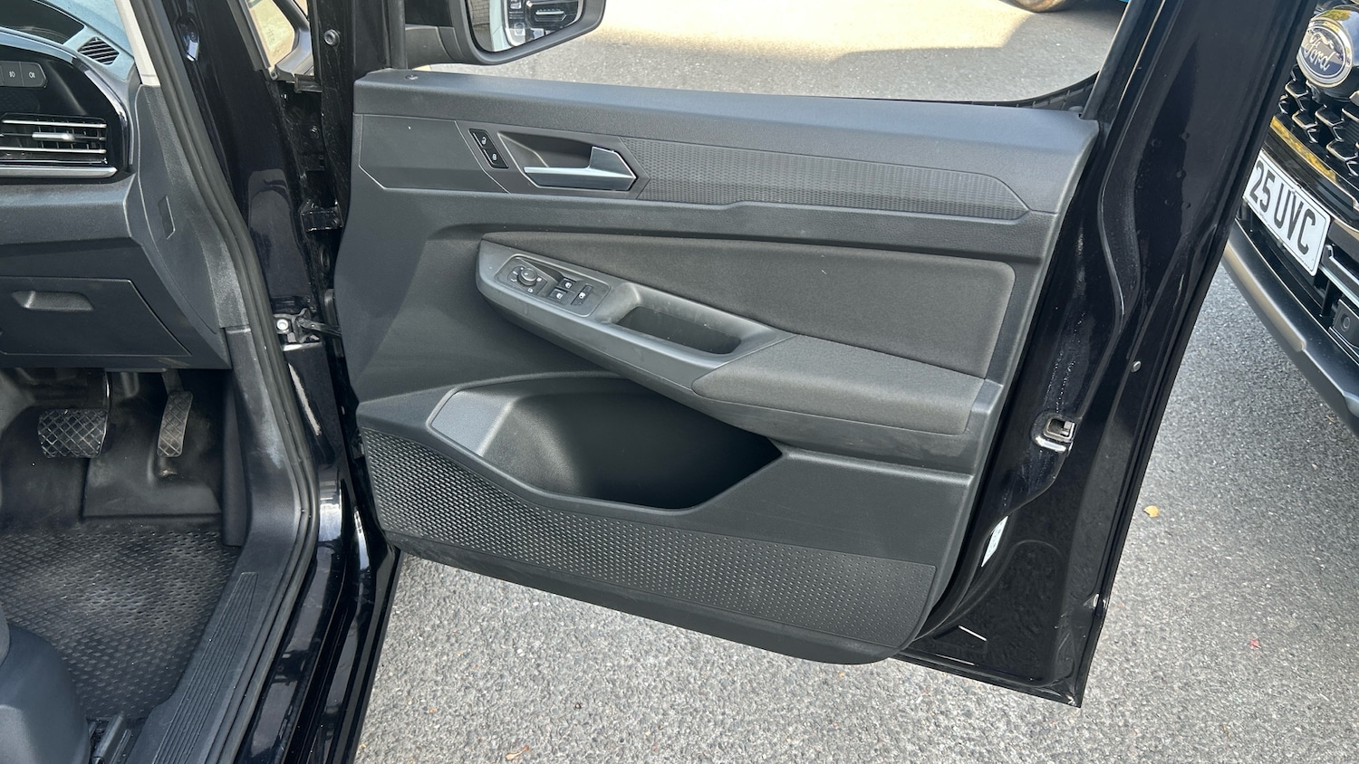 Used Ford Transit Connect 2025 for sale - 76530890: Photo 24