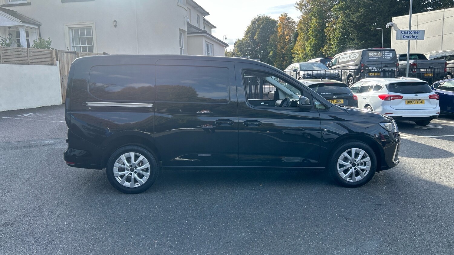 Used Ford Transit Connect 2025 for sale - 76530890: Photo 9