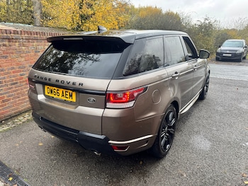 Used Land Rover Range Rover Sport 2017 for sale - 76436601: Photo