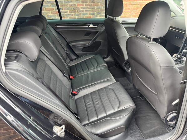 Used Volkswagen Golf 2013 for sale - 75410369: Photo 8