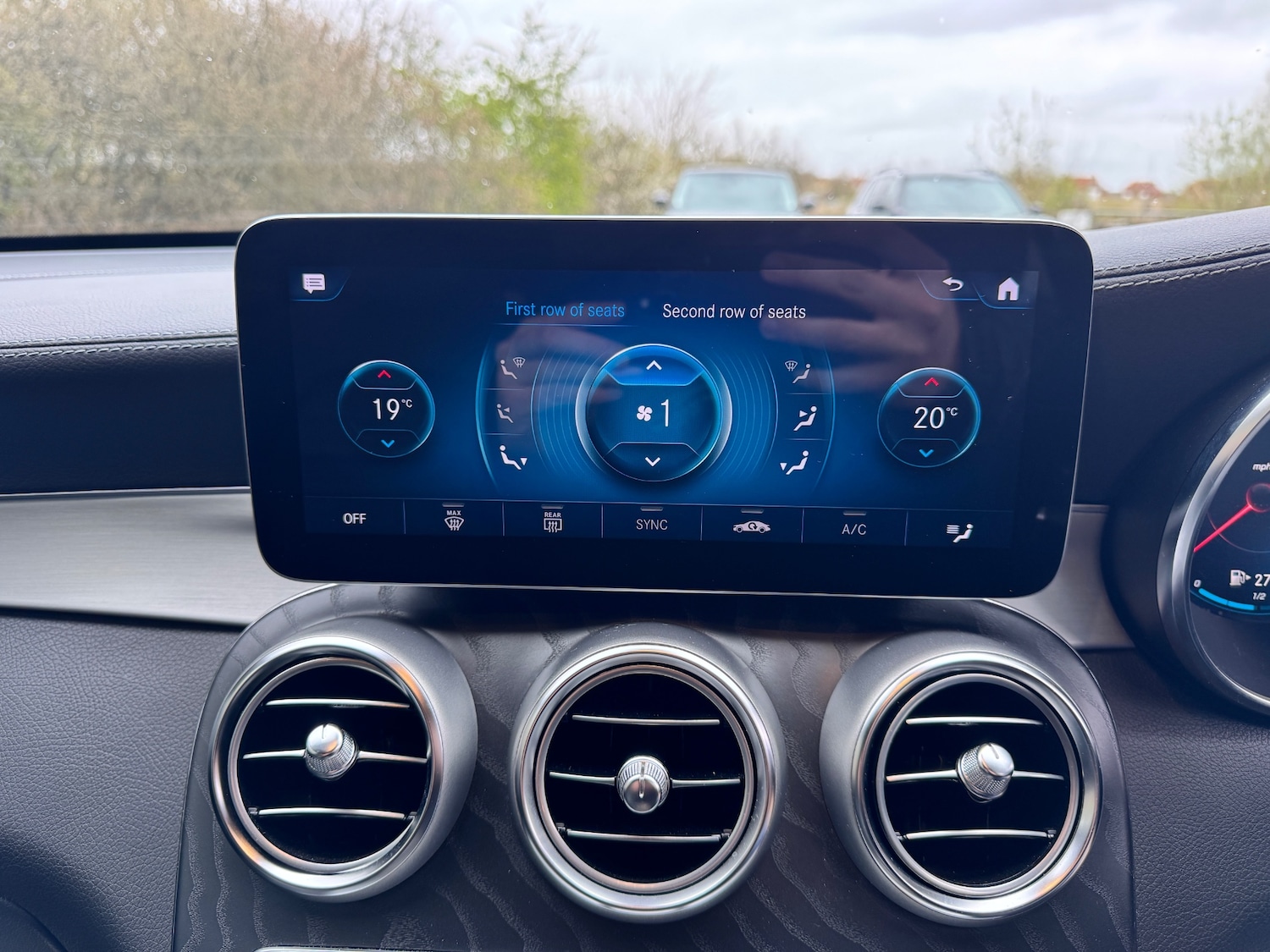 Used Mercedes-Benz GLC 2022 for sale - 78039956: Photo 18