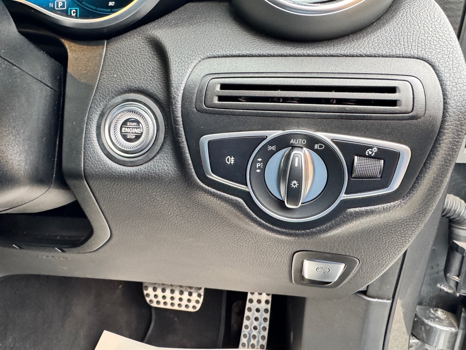 Used Mercedes-Benz GLC 2022 for sale - 78039956: Photo 27