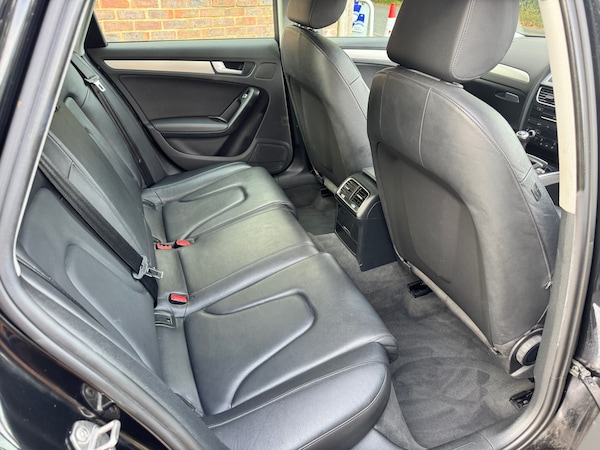 Used Audi A4 2014 for sale - 76131094: Photo 9