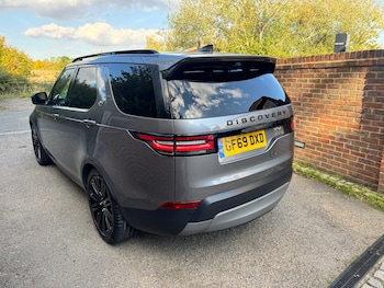 Used Land Rover Discovery 2019 for sale - 76117702: Photo
