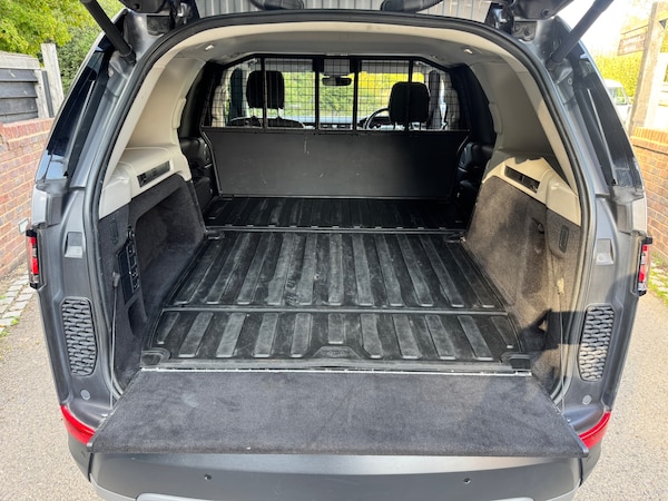 Used Land Rover Discovery 2019 for sale - 76117702: Photo 9