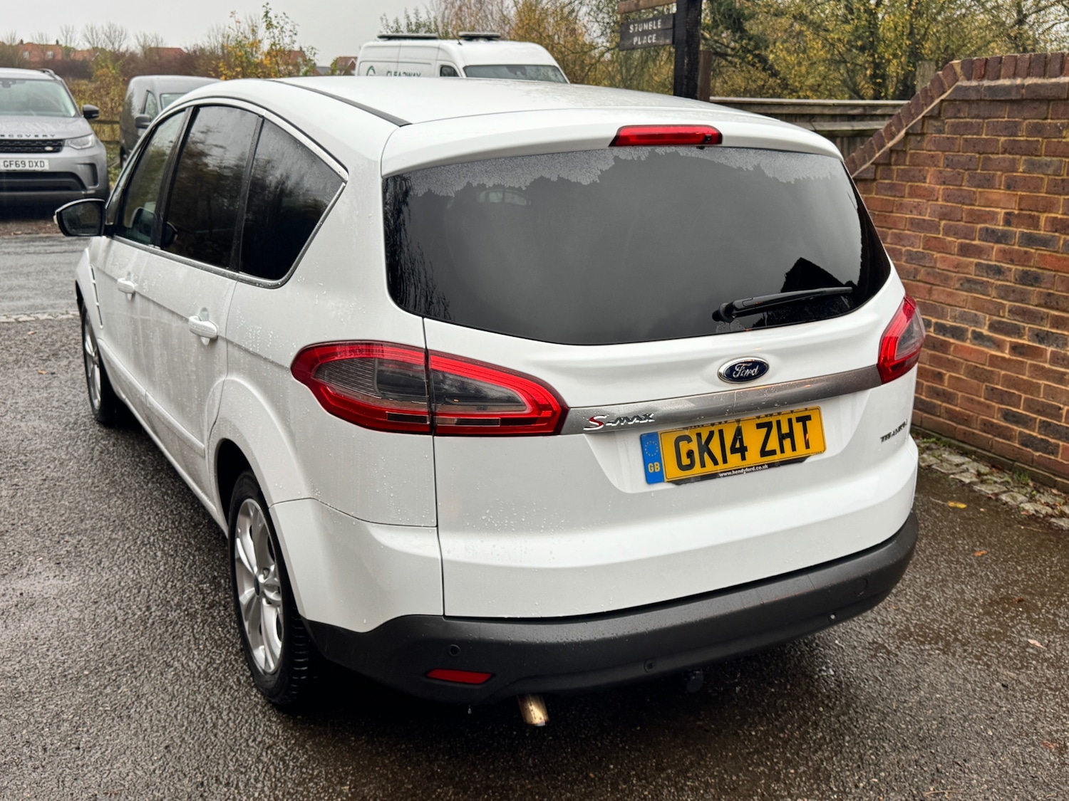 Used Ford S-Max 2014 for sale - 76527307: Photo 3