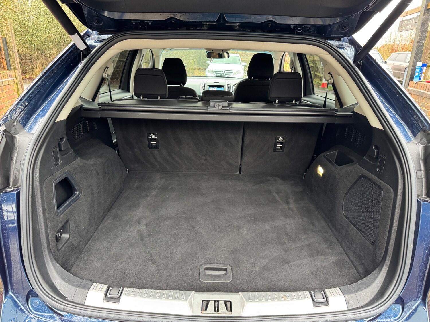 Used Ford Edge 2017 for sale - 77459985: Photo 12