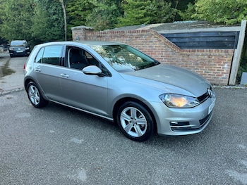 2016 (16) - 1.6 TDI 110 Match Edition 5dr