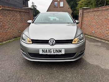 Used Volkswagen Golf 2016 for sale - 75946921: Photo 2